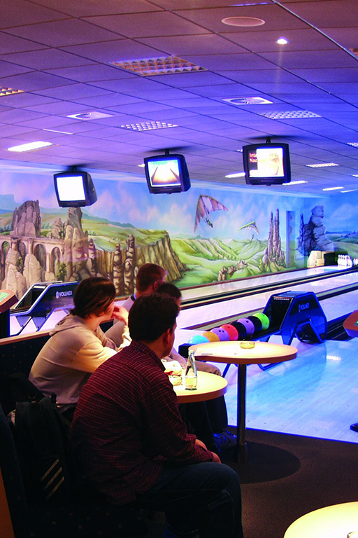 Foto vom Bowling im Freizeitzentrum Hains als Symbol für nützliche Links. Foto: Freizeitzentrum Hains